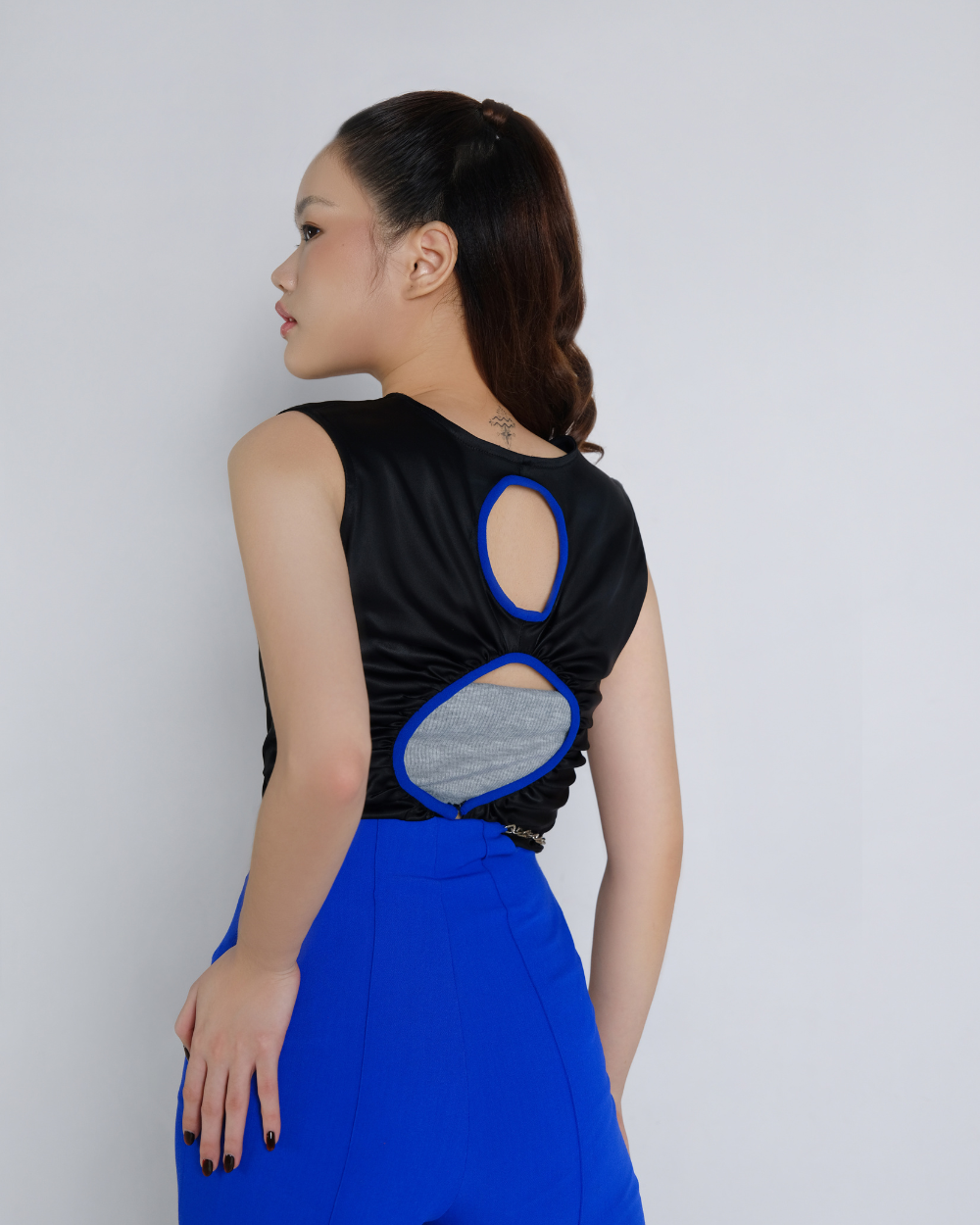 Holyn Top Sleeveless Black - Cobalt Blue