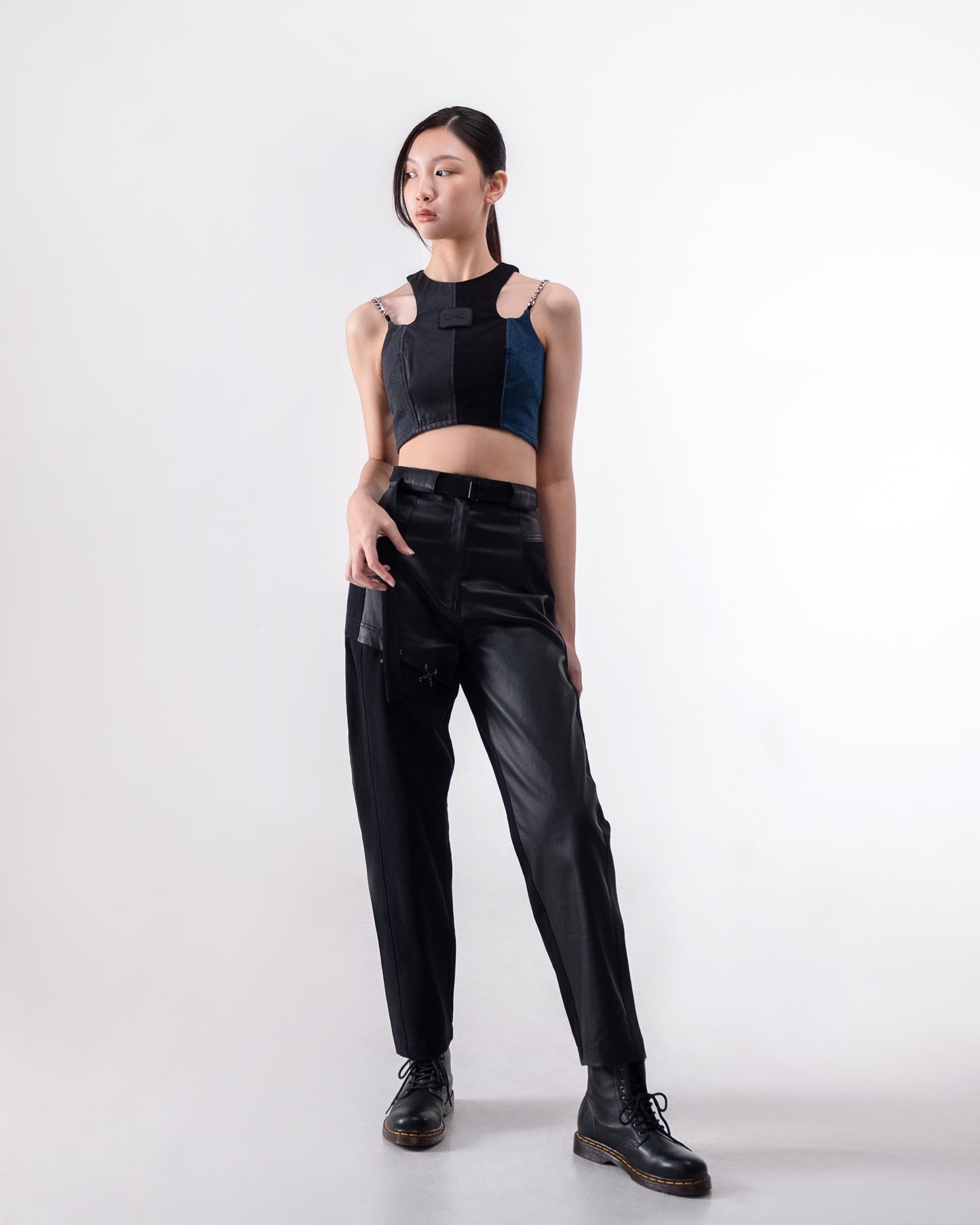 Genesis Pants Black